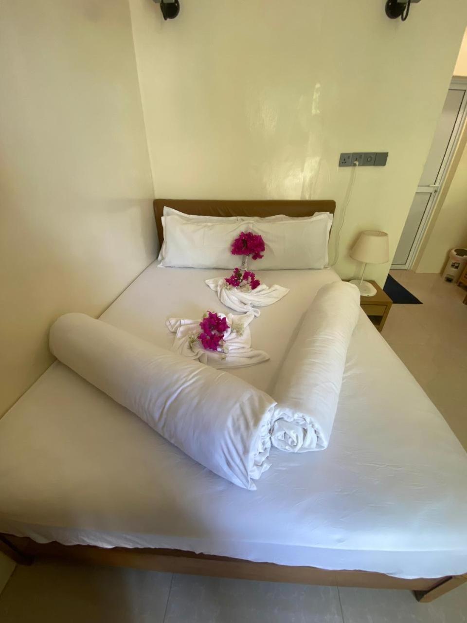 Maavaharu Guest House Himmafushi Dış mekan fotoğraf